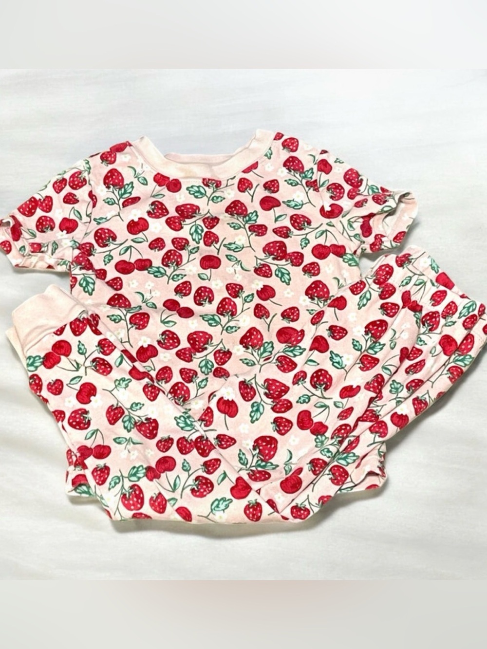 Girls 4t pink cherry and strawberry pajama set